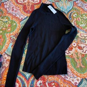 American Eagle NWT black sweater